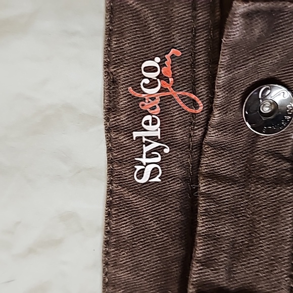 EUC Jeans Style & Co. Excellent condition Brown Size 8 - Picture 2 of 7